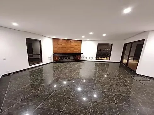 Apartamento 4 Quartos com 2 Suítes e 246m² - Real Parque - Apartamento em Real Parque, São Paulo - Foto 3