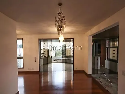 Apartamento 4 Quartos com 2 Suítes e 247m² - Real Parque - Apartamento em Real Parque, São Paulo - Foto 3