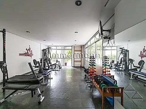 Apartamento 3 Quartos com 1 Suíte e 75m² - Moema - Apartamento em Moema, São Paulo - Foto 2