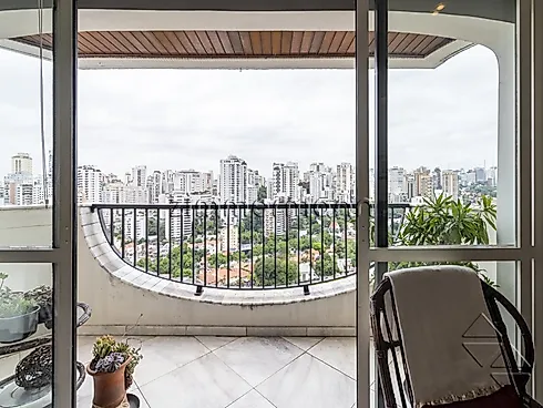 Apartamento 4 Quartos com 1 Suíte e 160m² - Pacaembu - Apartamento em Pacaembu, Sao Paulo - Foto 2