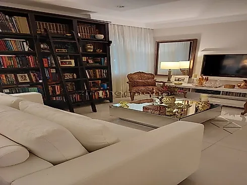 Apartamento 4 Quartos com 1 Suíte e 108m² - Pinheiros - Apartamento em Pinheiros, São Paulo - Foto 2