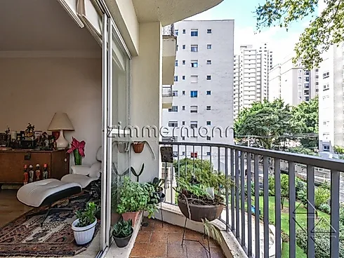 Apartamento 4 Quartos com 1 Suíte e 176m² - Moema - Apartamento em Moema, São Paulo - Foto 4