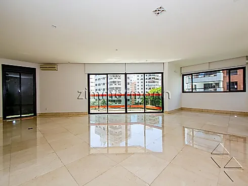 Apartamento 3 Quartos com 3 Suítes e 202m² - Moema - Apartamento em Moema, São Paulo - Foto 4