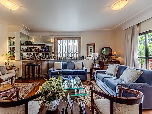 Apartamento 4 Quartos com 3 Suítes e 210m² - Moema - Apartamento em Moema, São Paulo - Foto 2