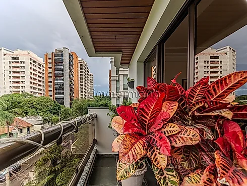 Apartamento 4 Quartos com 3 Suítes e 210m² - Moema - Apartamento em Moema, São Paulo - Foto 5