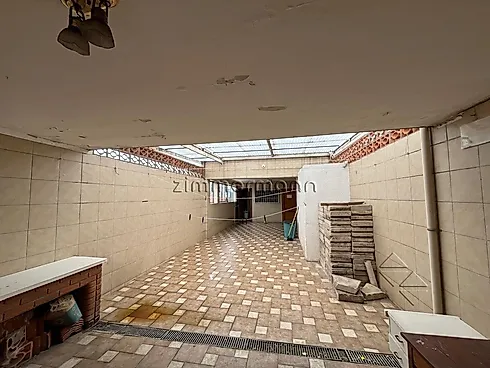 Thumbnail 28