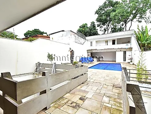 Casa 5 Quartos com 2 Suítes e 720m² - Moema - Casa em Moema, São Paulo - Foto 1