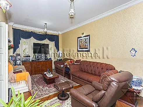 Casa 4 Quartos com 2 Suítes e 279m² - Pacaembu - Casa em Pacaembu, São Paulo - Foto 4